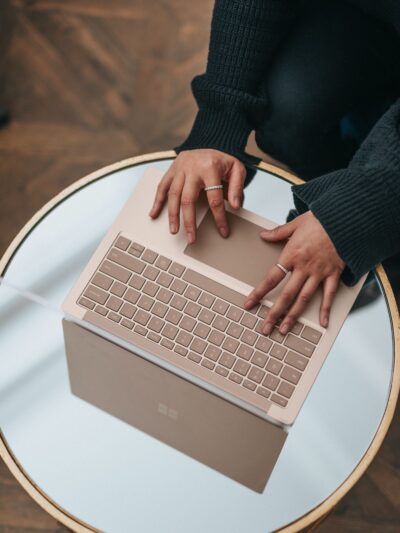 Offres d'Emplois, Bricolages